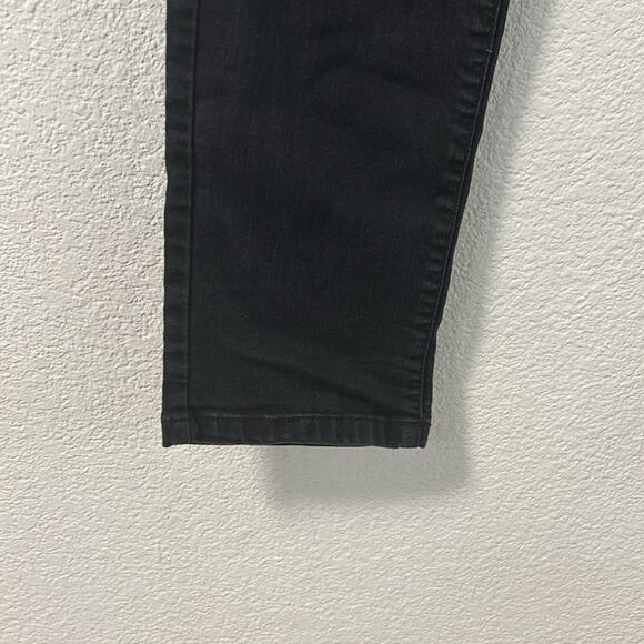 GUESS Modern Halsted Fit Mens Black Jeans - Picture 5 of 13